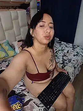 EmmaDelacroix - oiled ass bouncing and clapping