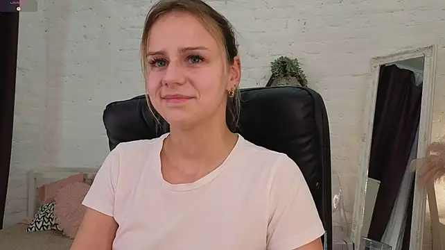 WendyDolie - Ass massage+shake