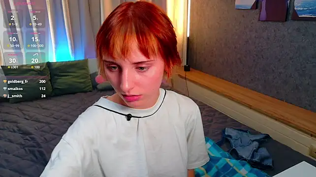 Nami_Ri - spank ass in doggy pose