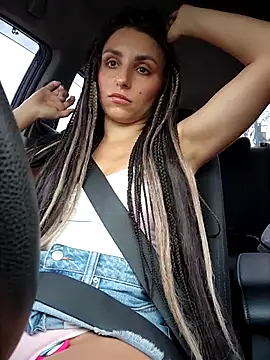 Izabella_Bella - Drive topless 3 min🍈🍈