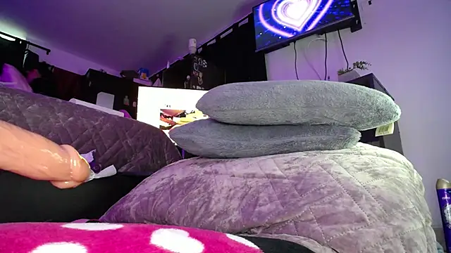 LiLuciana - Dildo in ass