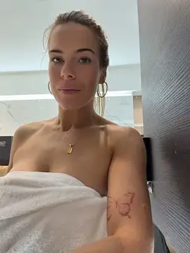 Oliviafranciis - 5 mins Toy Control 💦