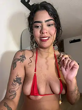 CaroBeach - inside domi pussy