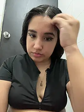Samantthaescobar - Ride your cock in my pussy