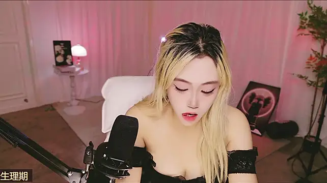 Diudiu-1 - 💃性感脱衣舞（有内）😍😍