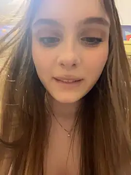 Lunabelle_ - touch my boobs + risky underboobs view