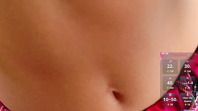 MilaReef - zoom pussy and rub sweet clit