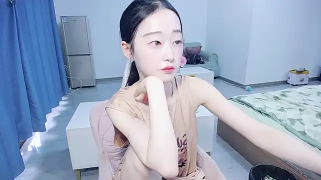 Mist_Muxiii520 - 人总是喜欢反季节的东西，就像幸福后知后觉