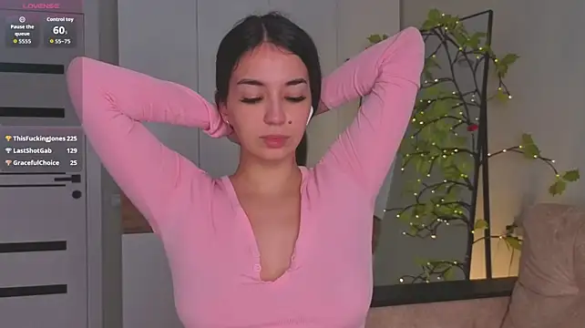 MollyGilberg - 🫦Gently suck your fingers🫦