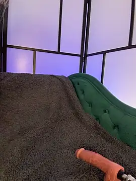 Allys_secret - fuck me hard + win squirt vid