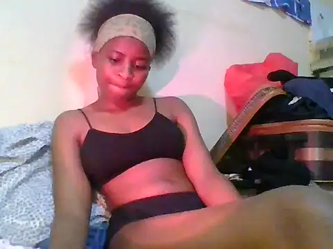 Petite_girl6 - lets have fun bby
