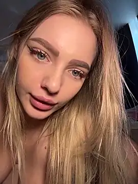 HugeBoobsAlice - 3 FINGERS INSIDE + DOUBLE SQUIRT 💦🥵