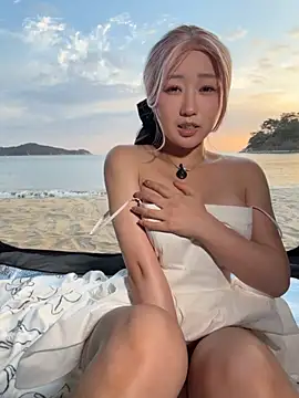 Winter11 - Bikini and naked（明天开始休息2周）