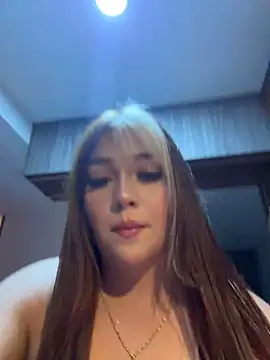 Daniela_ruizz - milk in titts +ahegado