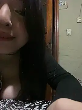 Victoriahtt_ - Le doy sentones a mi amigo