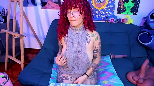 Catalehia_moonlightt - Oil on the Ass and Twerking