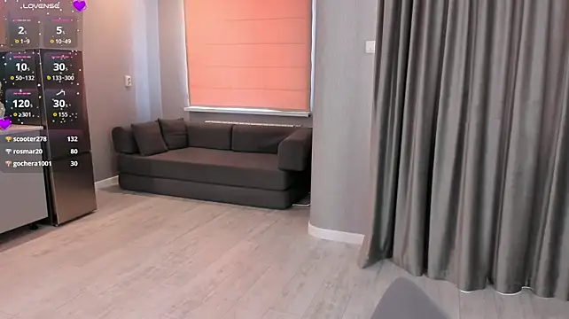 LorileeTruden - spank my butt 5x