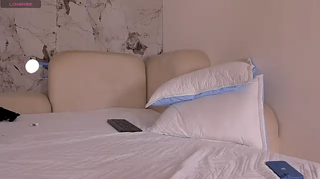 ValerieAndDexter - Cum On Her Pussy 😈🥛💦