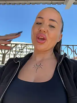 Beautydiamond - Spank hard my tits in station train