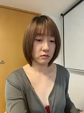 Judi-a - 买套装，展示