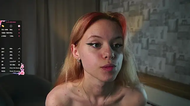 TiannaBorlace - TAKE OFF TOP