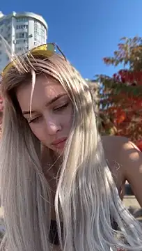 KikiWatson - Flash boobs in public ❤️