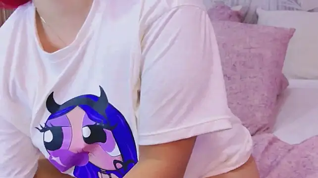 CherryTayloor - Topless dancing 🍒