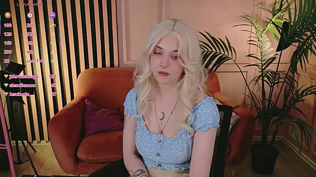 ScarletHarley - cameltoe in doggy 5 min