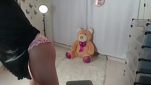 Hanna_latinaa - full naked + dancig