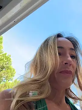 SweetAlegra_ - Last tipper get special video 📹