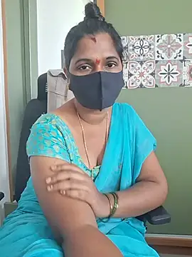 Induhyd - Show boob's in public
