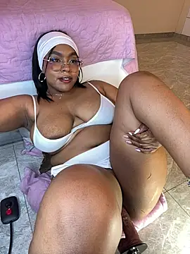 Esmeralda_Duarte - Dive in this wet pussy🐬