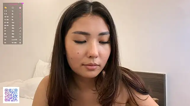 LindaHernandez - Remove my panties