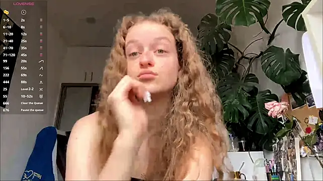 AllineSummerfield - show my boobs