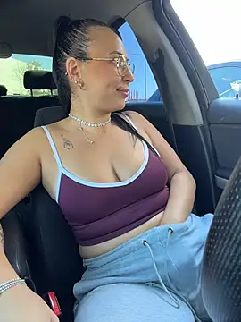Bunny_Lush - Make me moan in PUBLIC