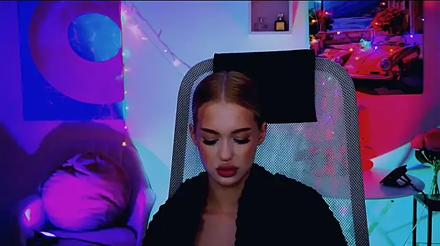 AngelaHolmes - dance?