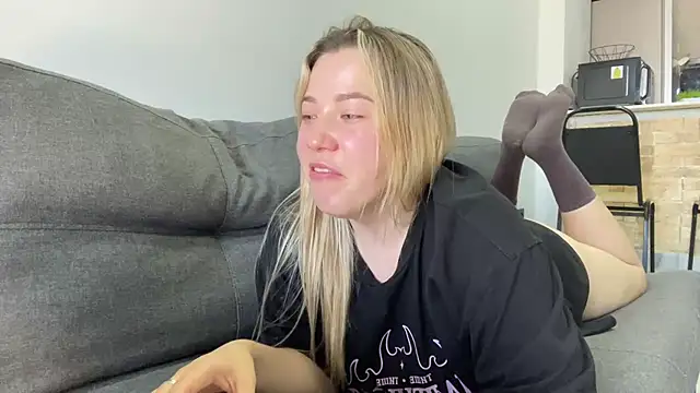 Alyrasun - slap boobs