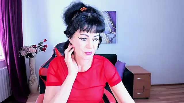 Silvia_Wallec - I'll show you my pussy.