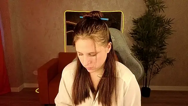 JuliaShyy - sloppy blowjob