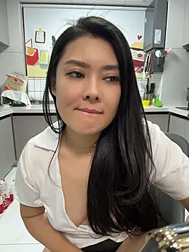 Yueyue181 - 乳交鸡吧1分钟