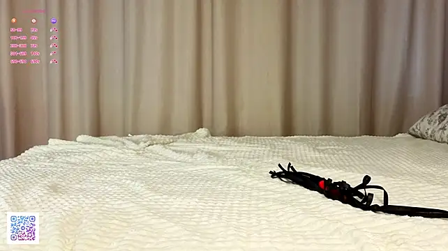SunnySikarskie - 🔥spank my ass till I'm red🔥(every 5 tk