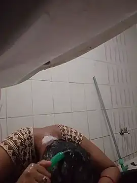 Hot_desi_bb2 - Full nude face pussy