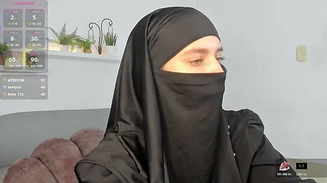 Salma_arabicc - Hard spankings x10