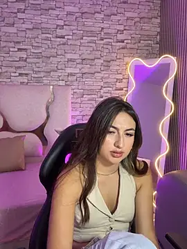 Cloe_1tay - play dildo in my pussy
