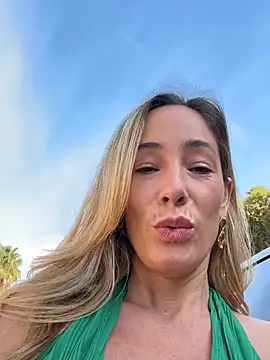 SweetAlegra_ - Action OR LT get special video 📹