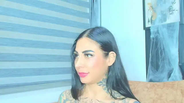 EmiliMontero - Striptease, dance, suck dildo and pussy