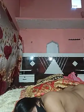 Hot_Indiancpl