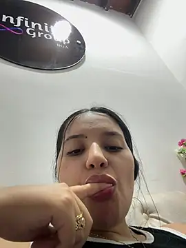 Hadley_ - You are king of my pussy 😈👑