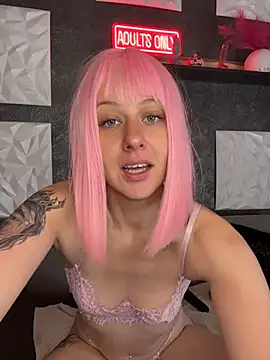 SweetSeraphine - Pussy close up