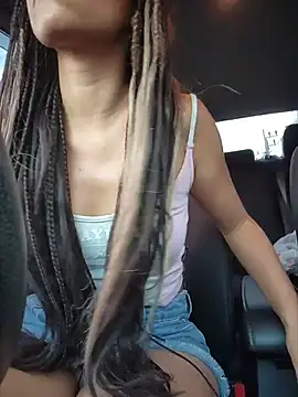 Izabella_Bella - Topless 3 min drive 🚗